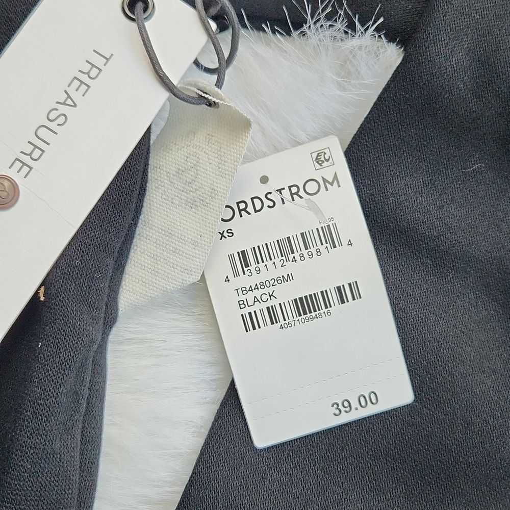 Treasure & Bond -804 Nordstrom Raw Hem black pullover sweatshirt NWT - XS - Picture 4 of 7